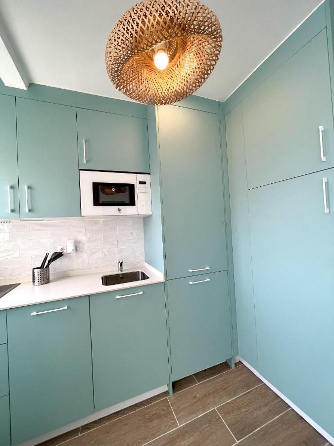 Tar11D: Sea View Studio with Smart TV in City Center Torremolinos Exterior photo
